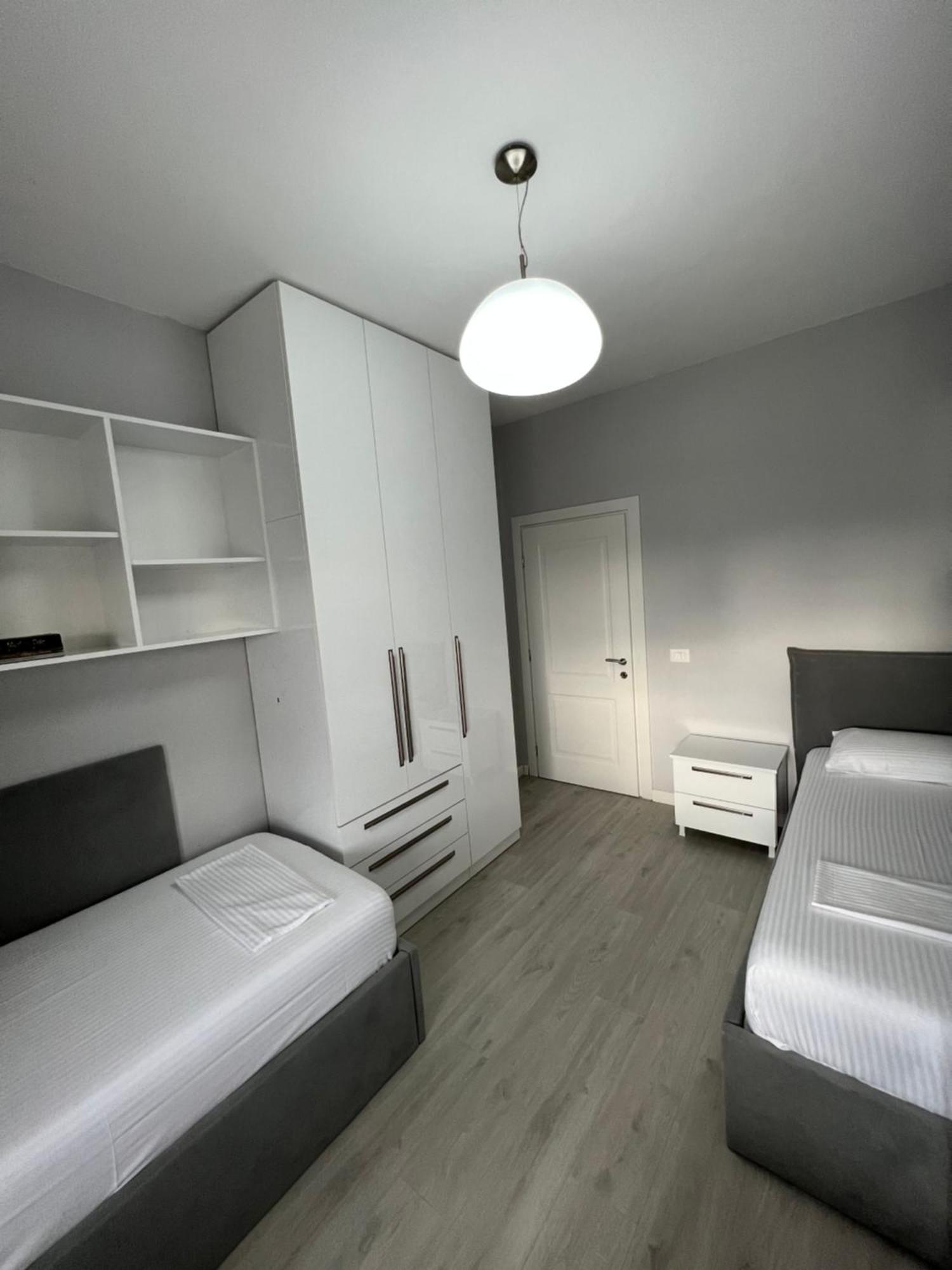 Tirana Gallery Apartment - City Center View Exterior photo